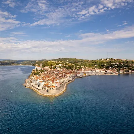 Sailor's Haven Piran